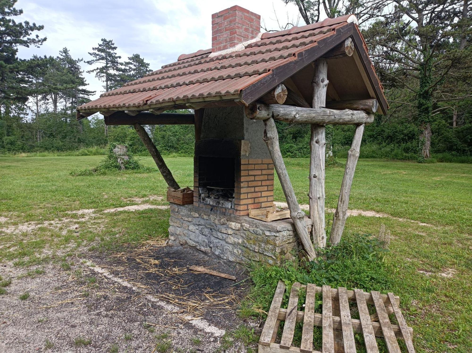 Villa Gite De La Fontaine à Venarey-les-Laumes Extérieur photo